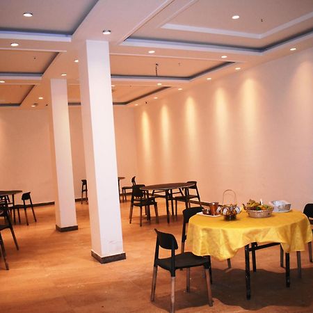 Lemonwood Suites By F9 Hotels - Trivoli Garden Chhatarpur New Delhi Exterior photo