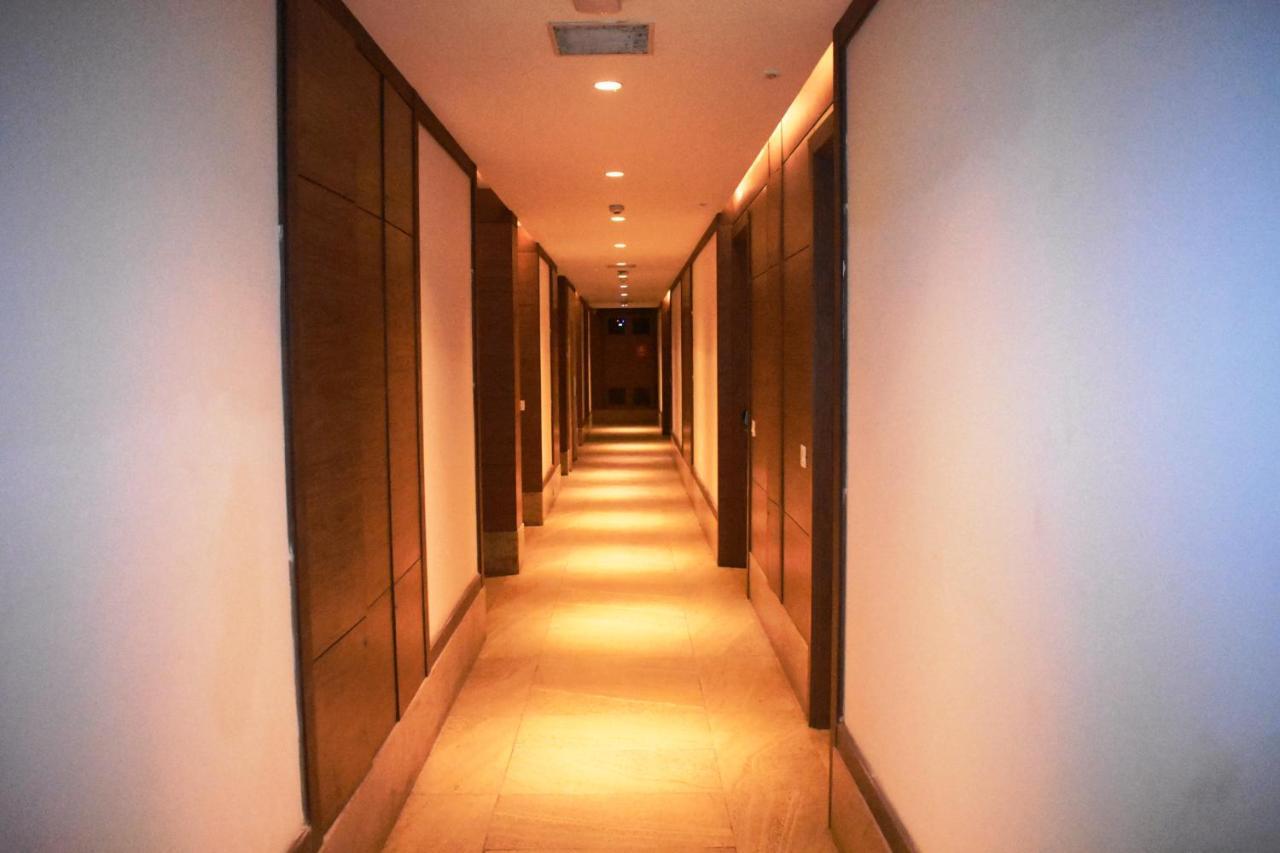 Lemonwood Suites By F9 Hotels - Trivoli Garden Chhatarpur New Delhi Exterior photo