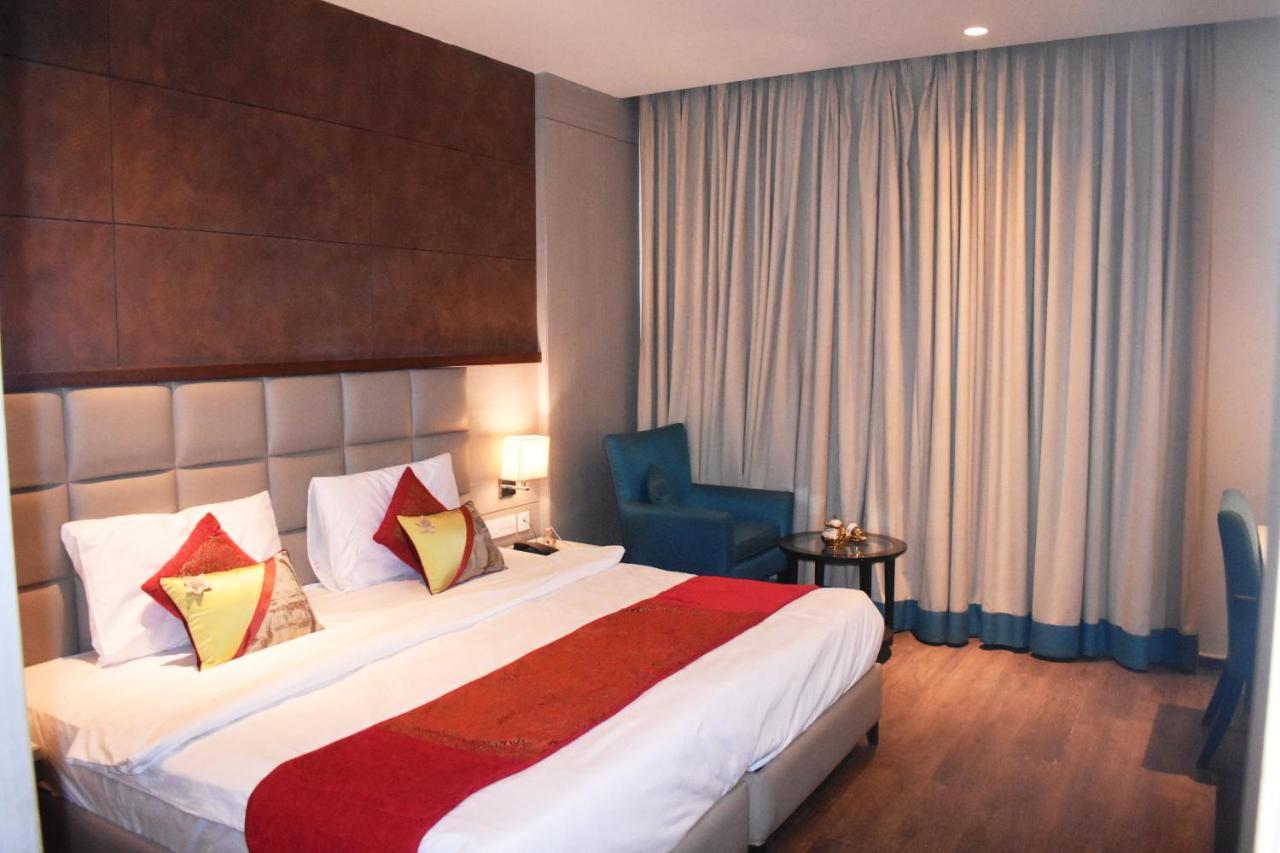 Lemonwood Suites By F9 Hotels - Trivoli Garden Chhatarpur New Delhi Exterior photo