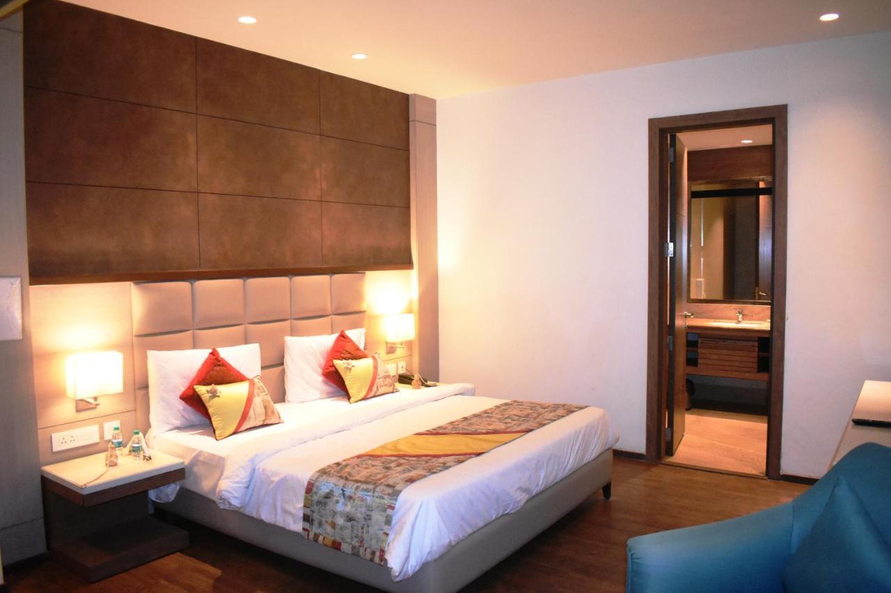 Lemonwood Suites By F9 Hotels - Trivoli Garden Chhatarpur New Delhi Exterior photo